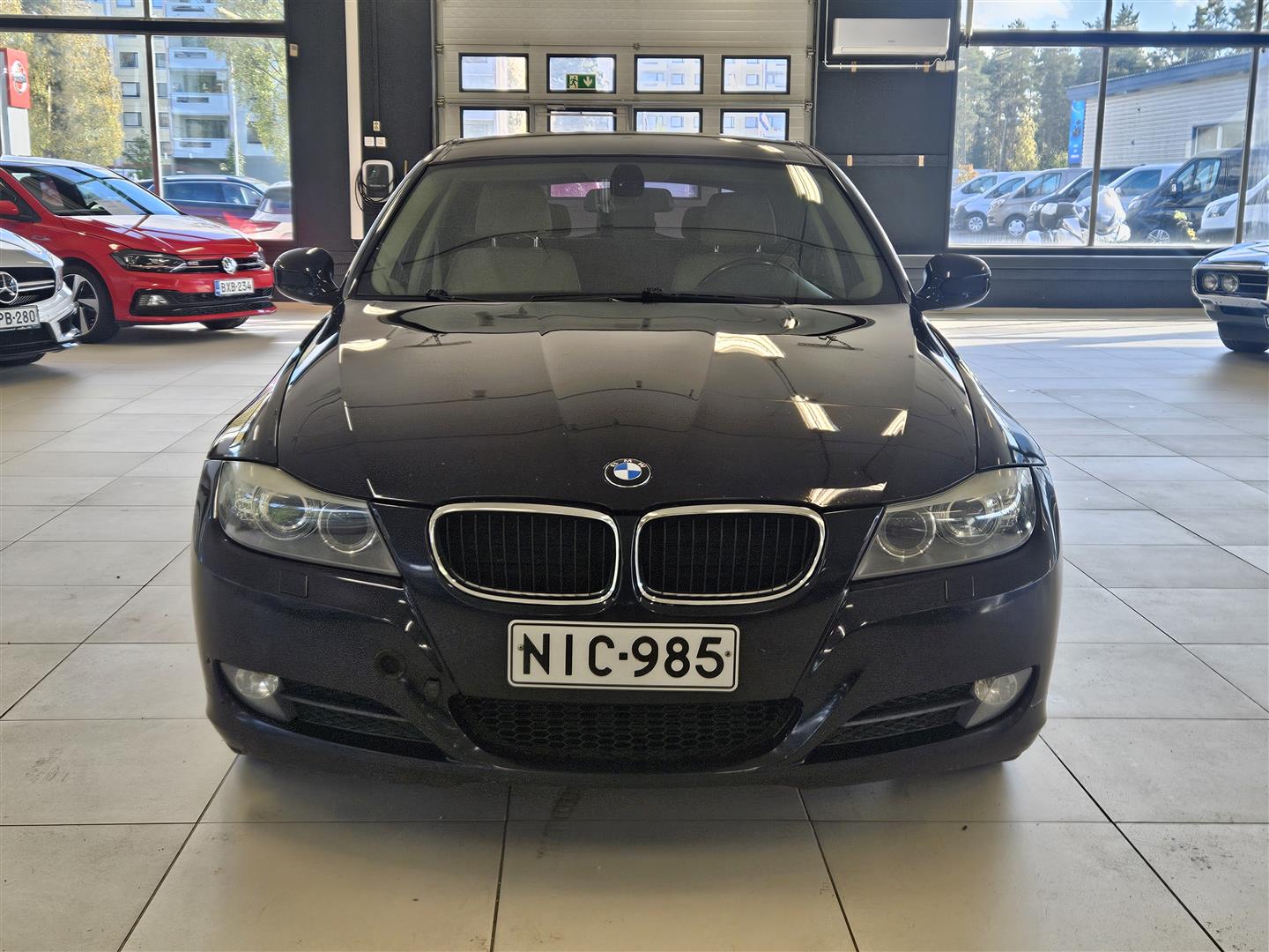 BMW 318 2009