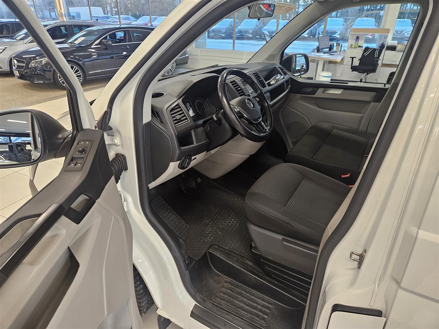 Volkswagen Caravelle 2019