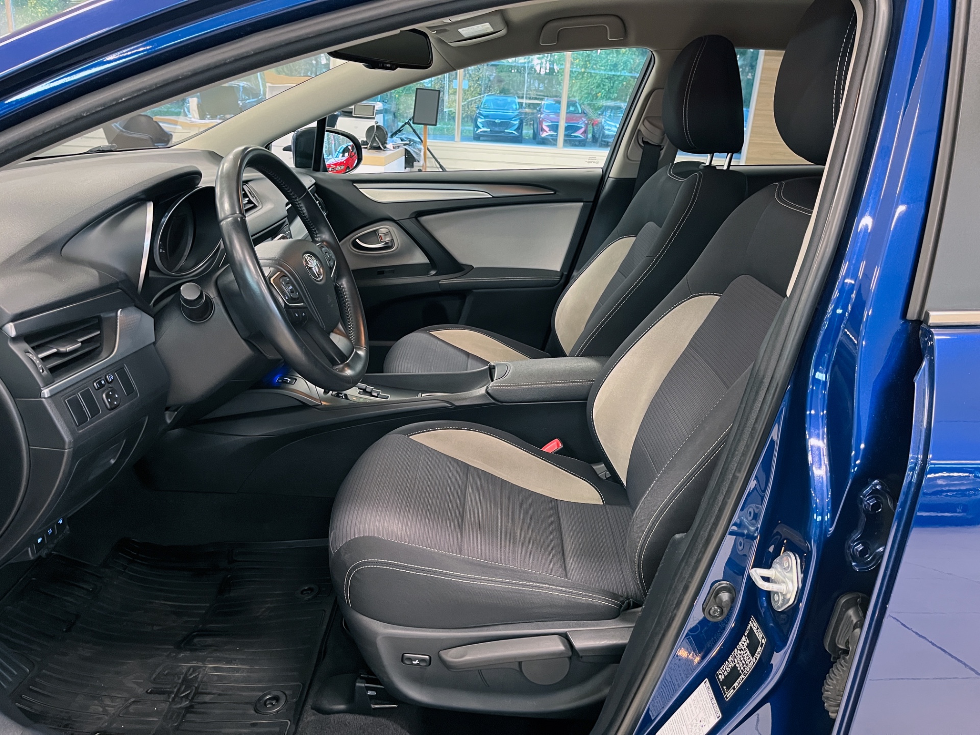 Toyota Avensis 2017