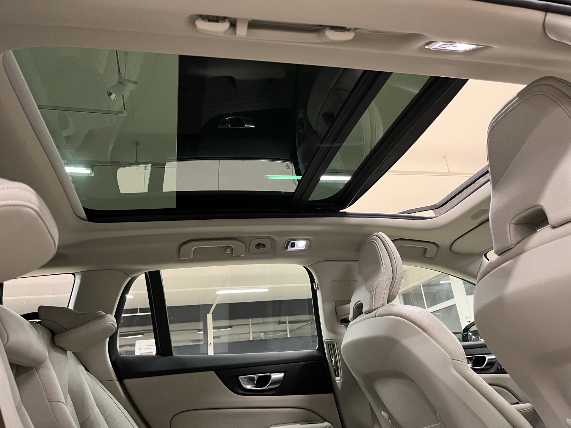 Volvo V60 2022