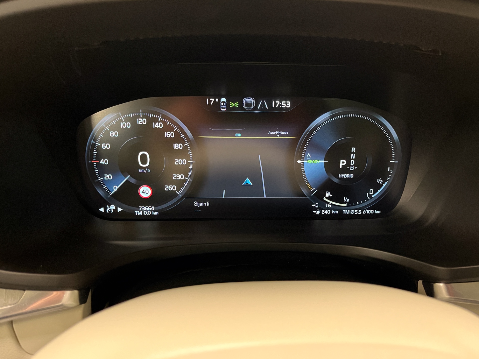 Volvo V60 2022