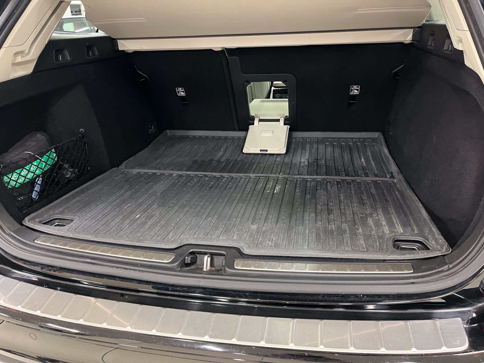 Volvo V60 2022