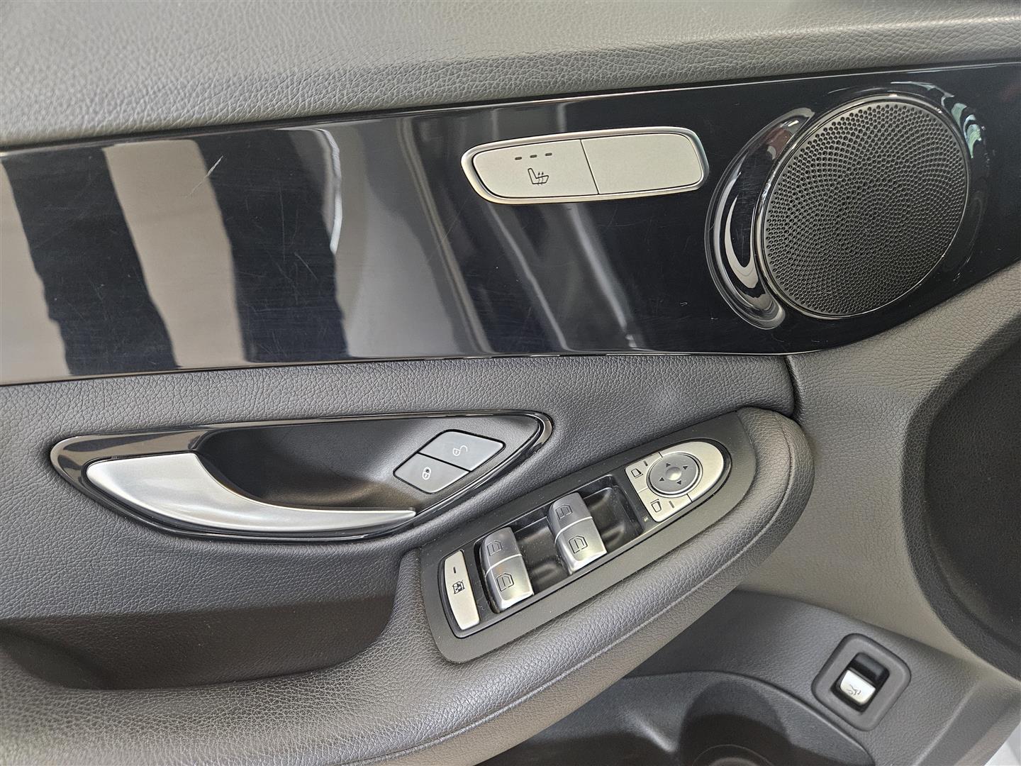 Mercedes-Benz C 2015