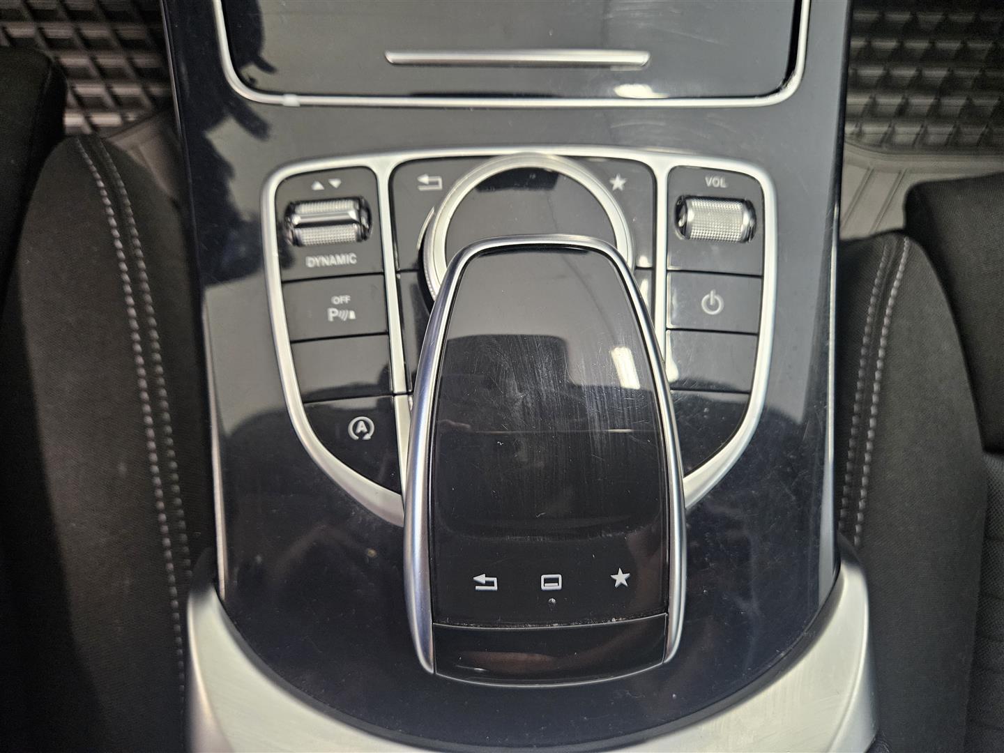 Mercedes-Benz C 2015