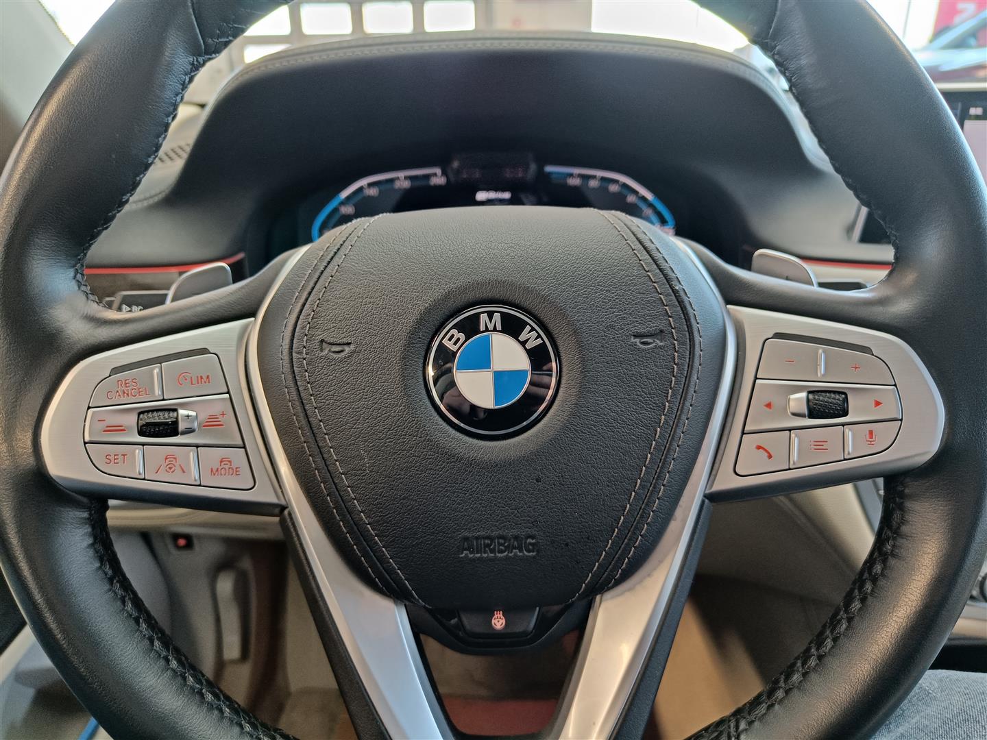 BMW 745 2019