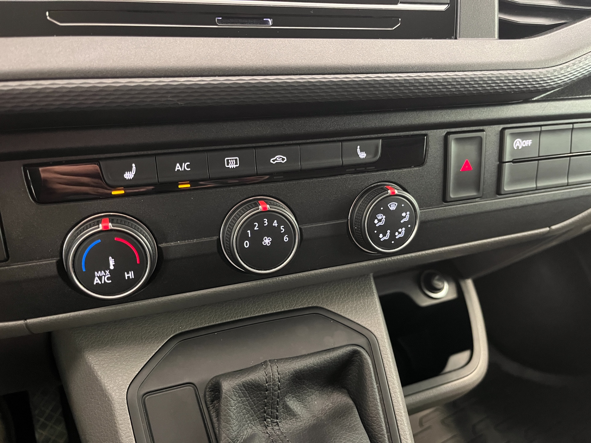 Volkswagen Transporter 25