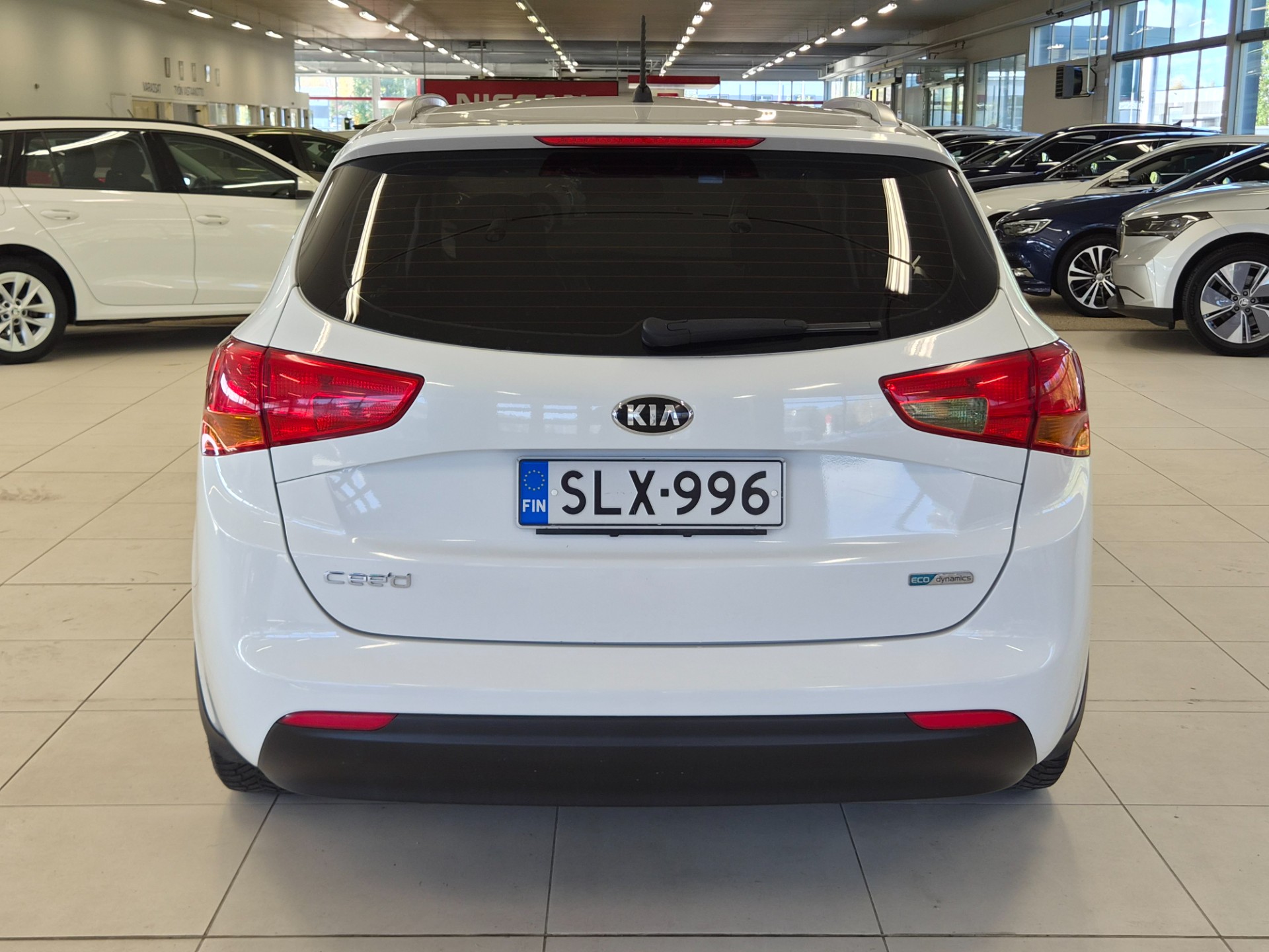 Kia Ceed 1,4 ISG LX SW EcoDynamics 2015, bild 6/28