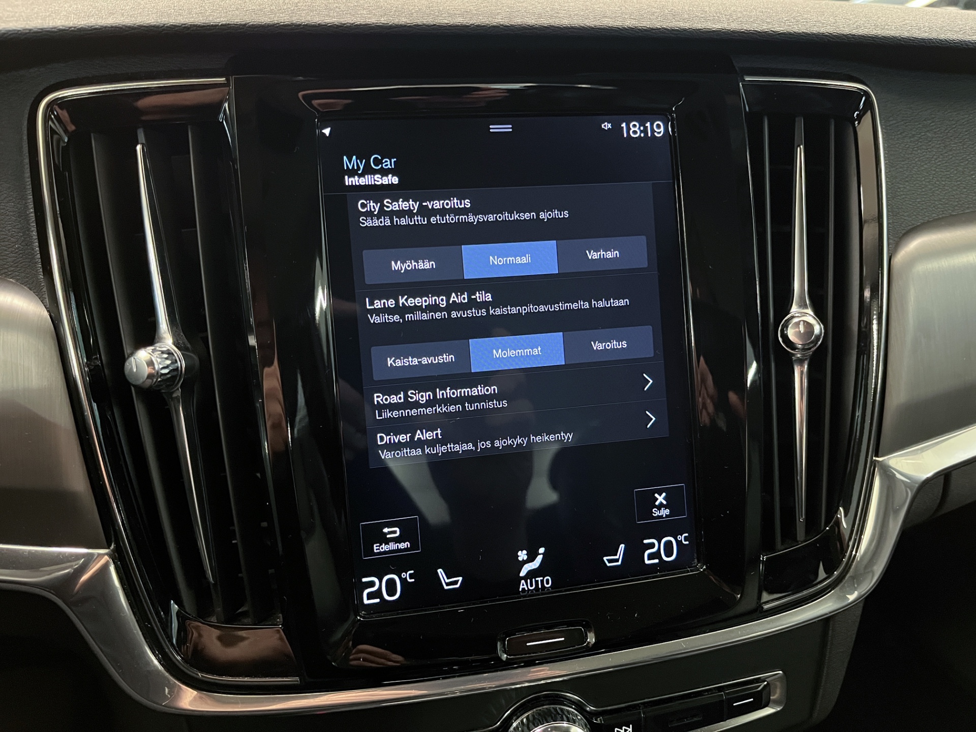 Volvo S90 2018