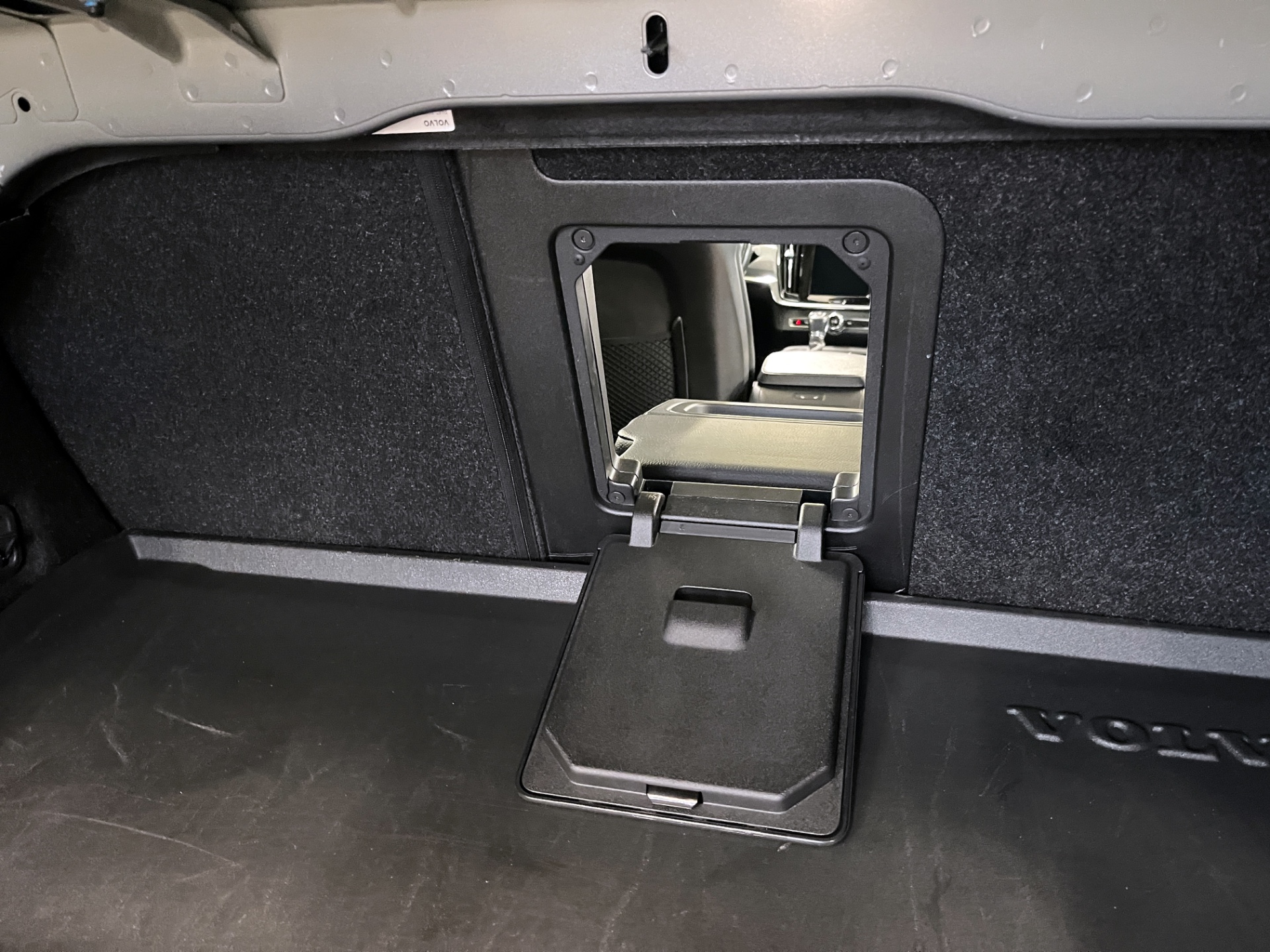 Volvo S90 2018