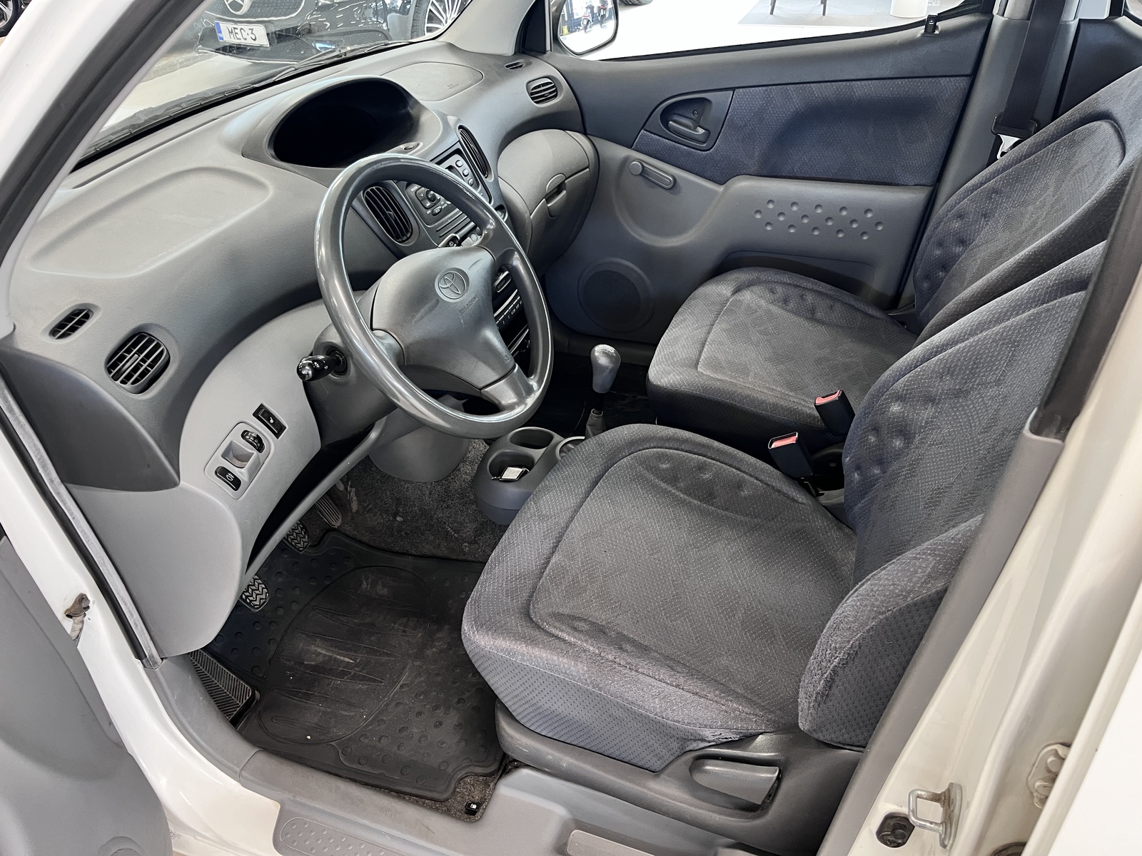 Toyota Yaris Verso 2002