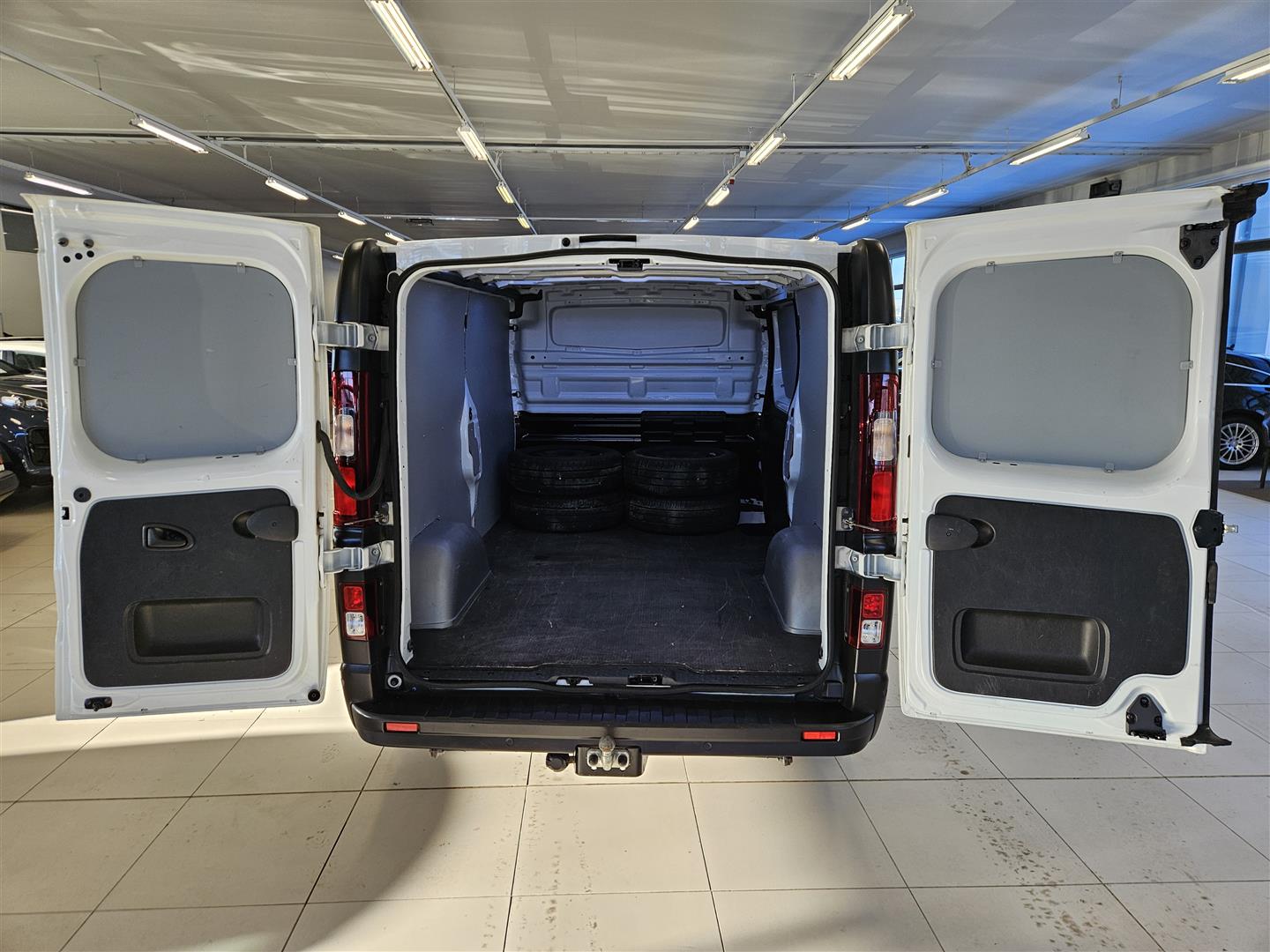 Nissan Primastar 2024