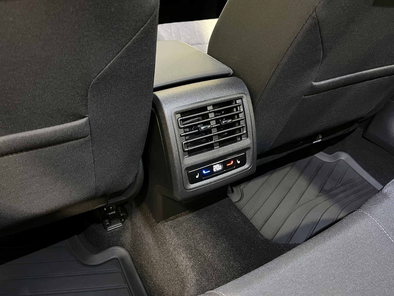 Volkswagen Golf 2025