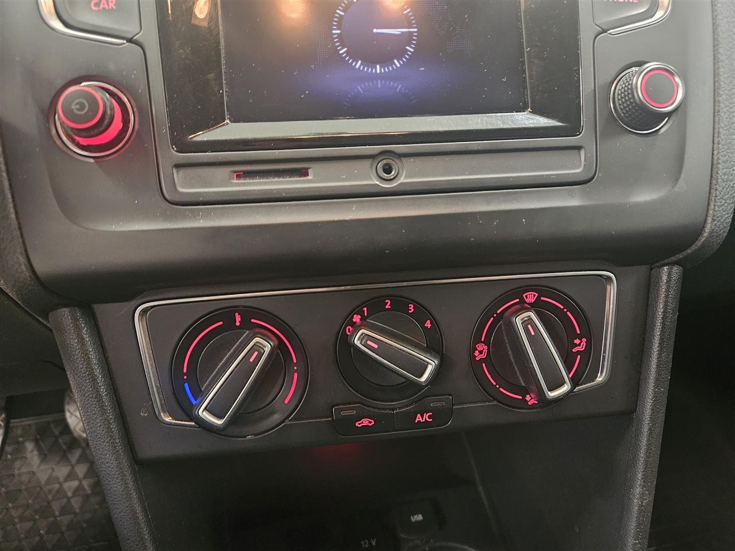 Volkswagen Polo 2015