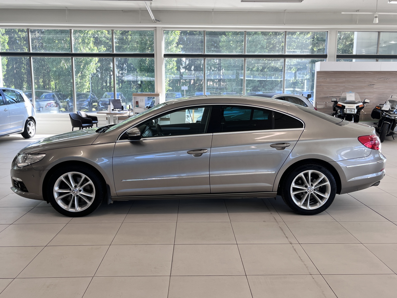 Volkswagen Passat CC 2010