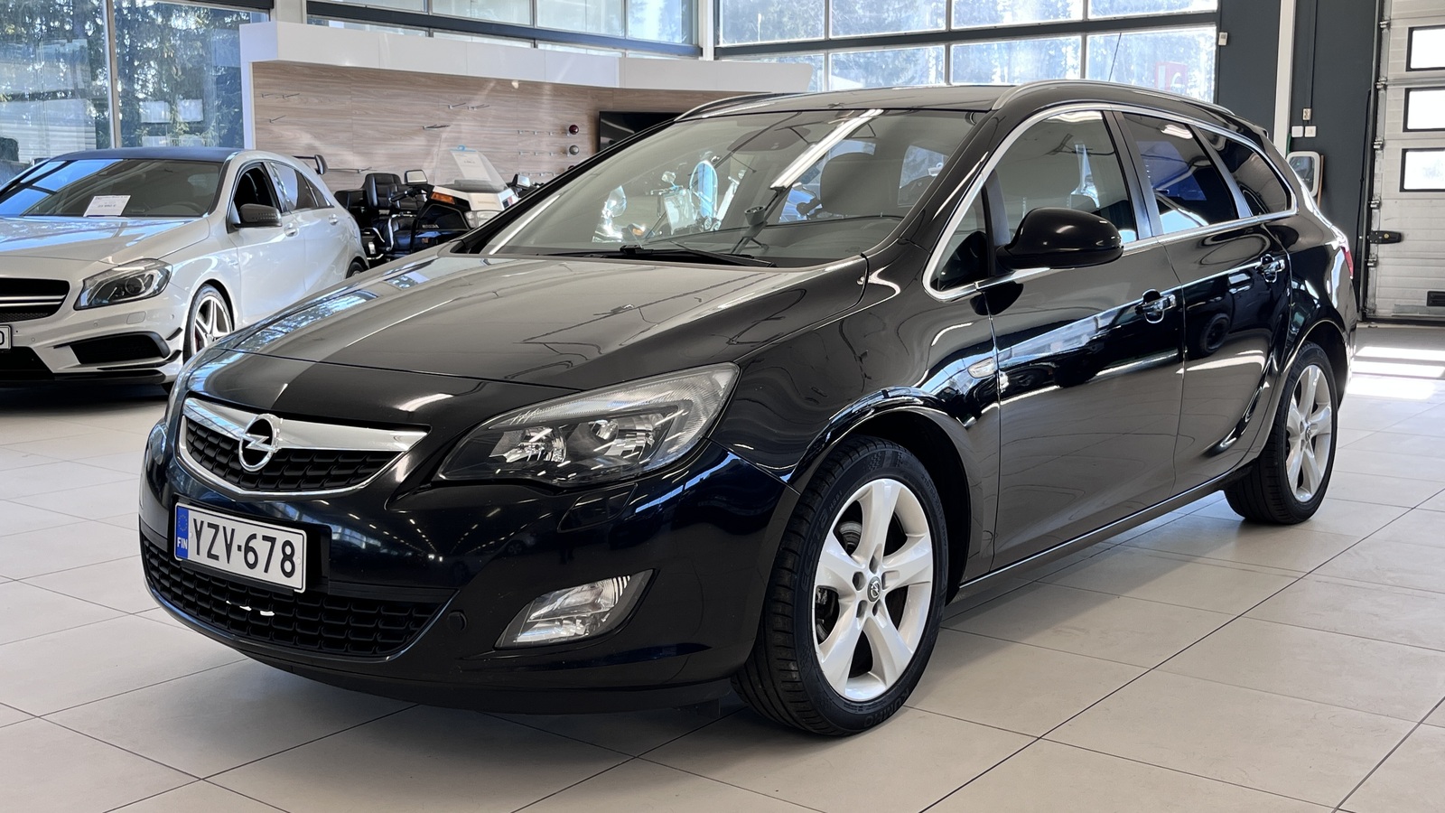 Opel Astra 2011