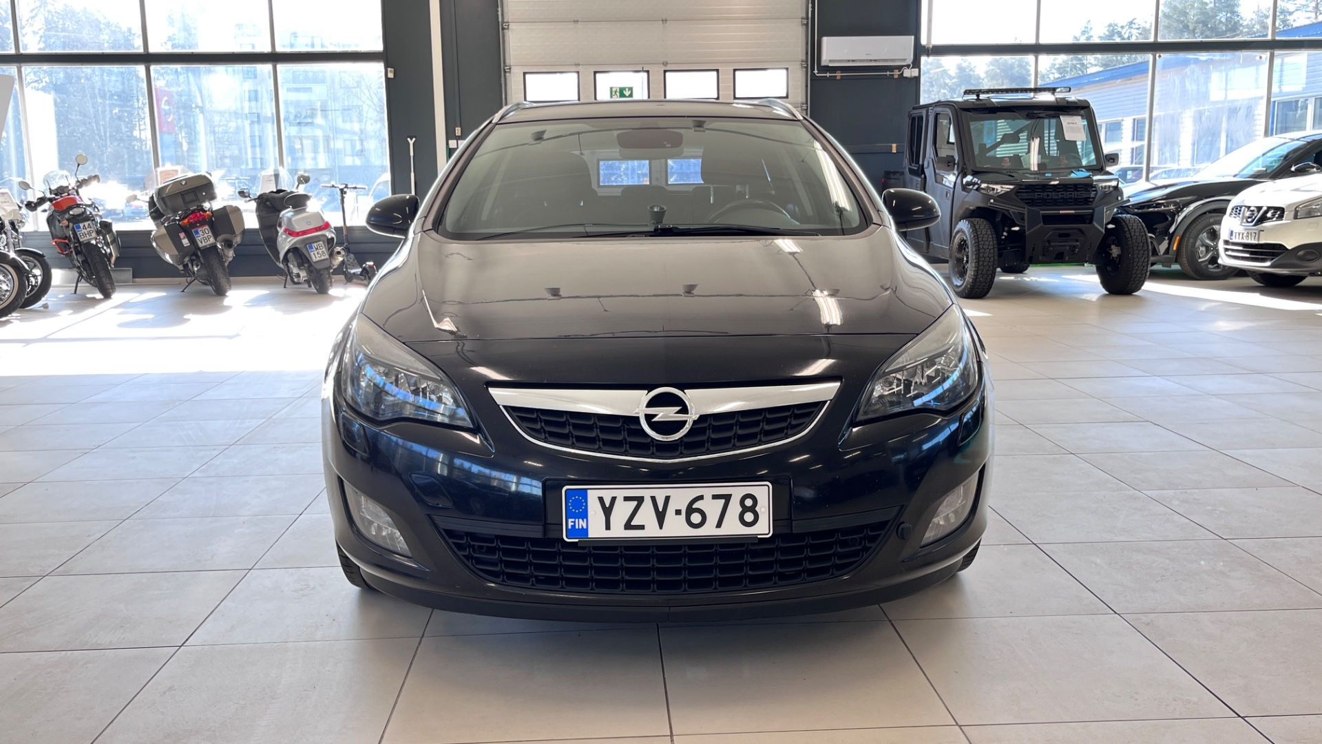 Opel Astra 2011