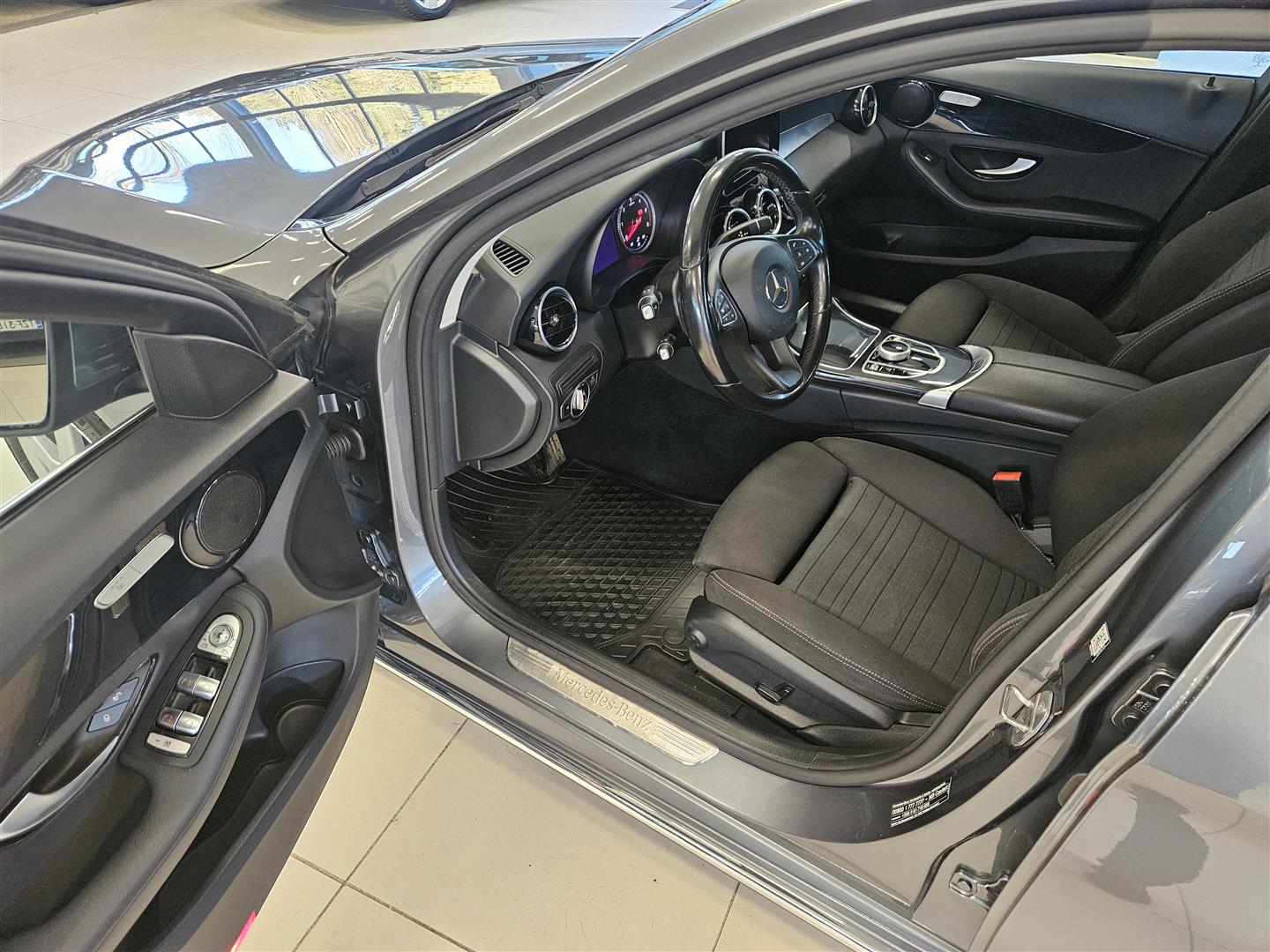 Mercedes-Benz C 2017