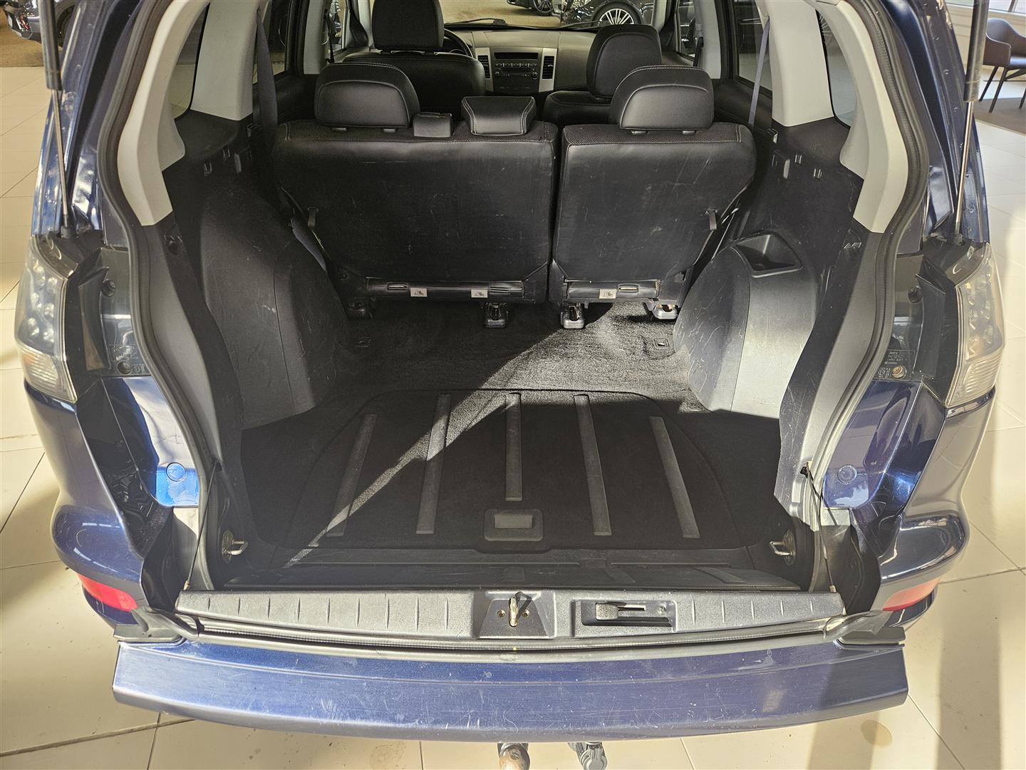 Mitsubishi Outlander 2011