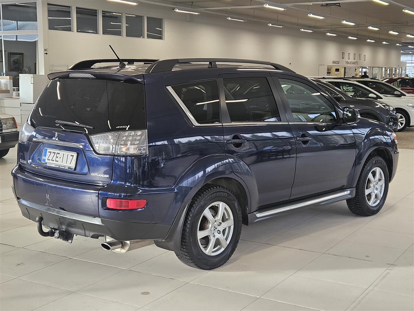 Mitsubishi Outlander 2011