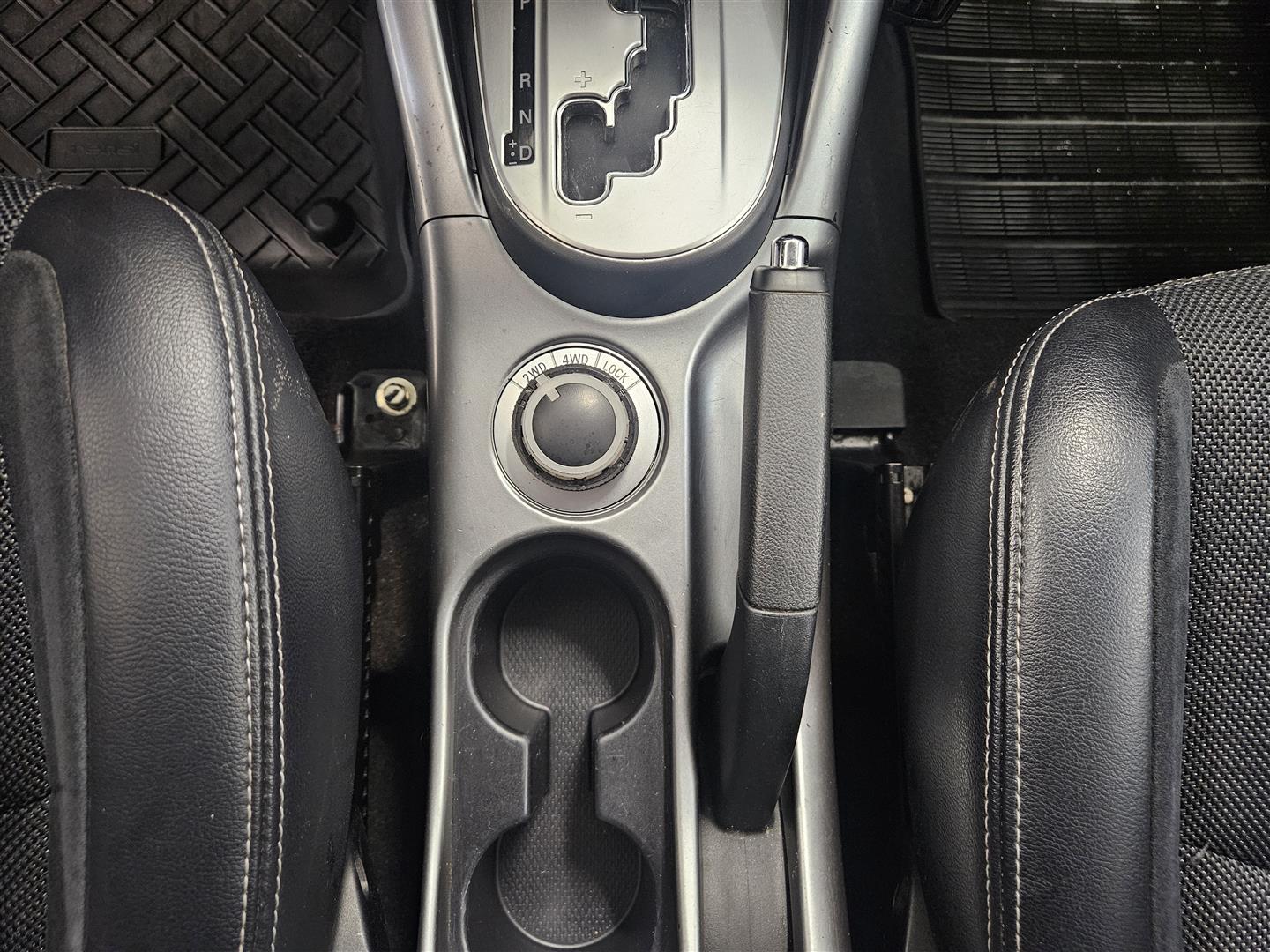 Mitsubishi Outlander 2011