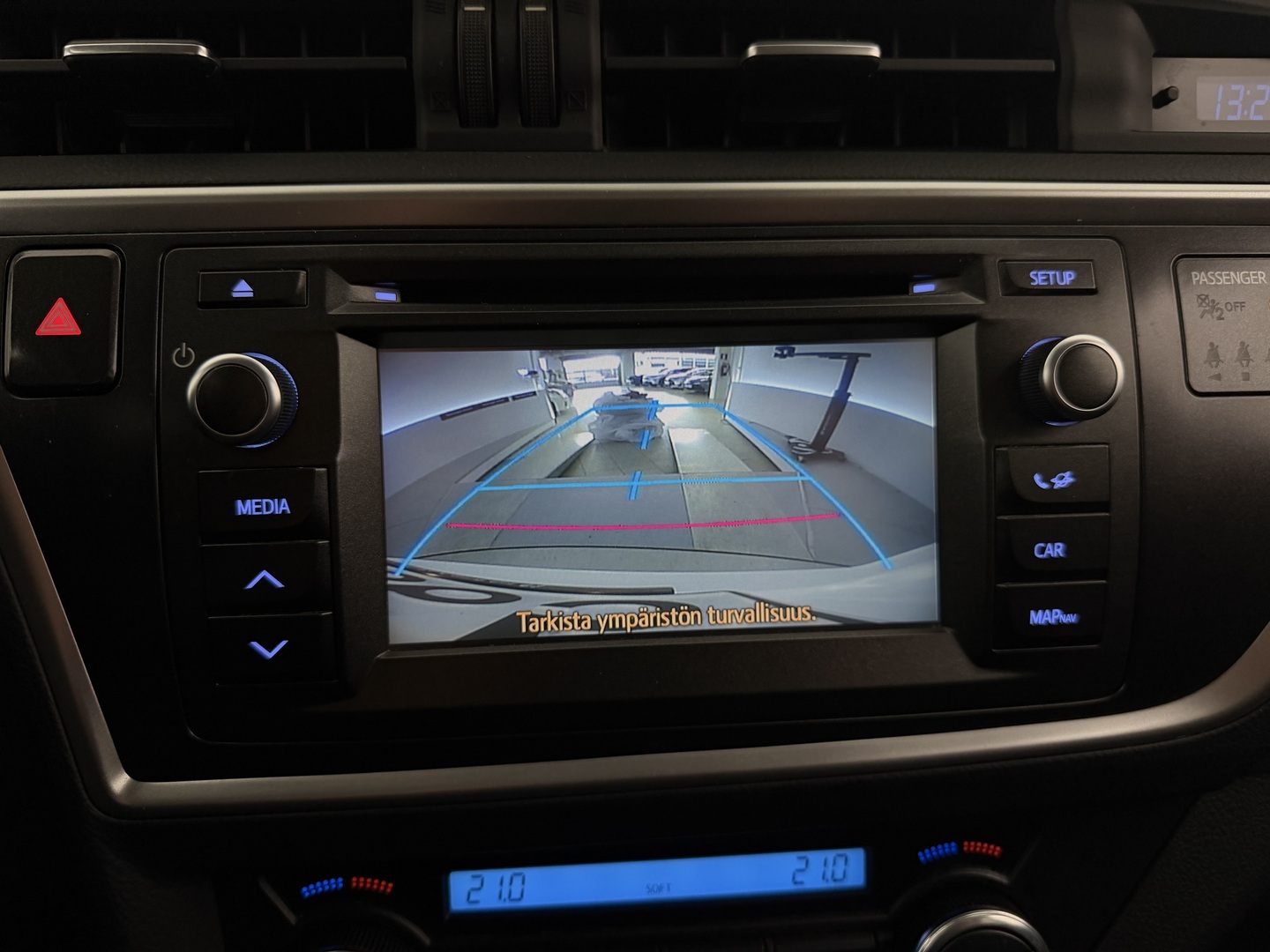 TOYOTA Auris 2015