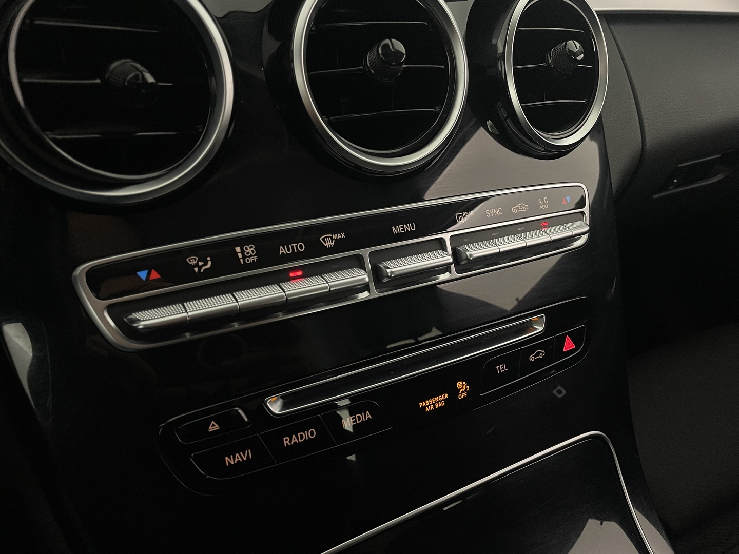 MERCEDES-BENZ C 2016