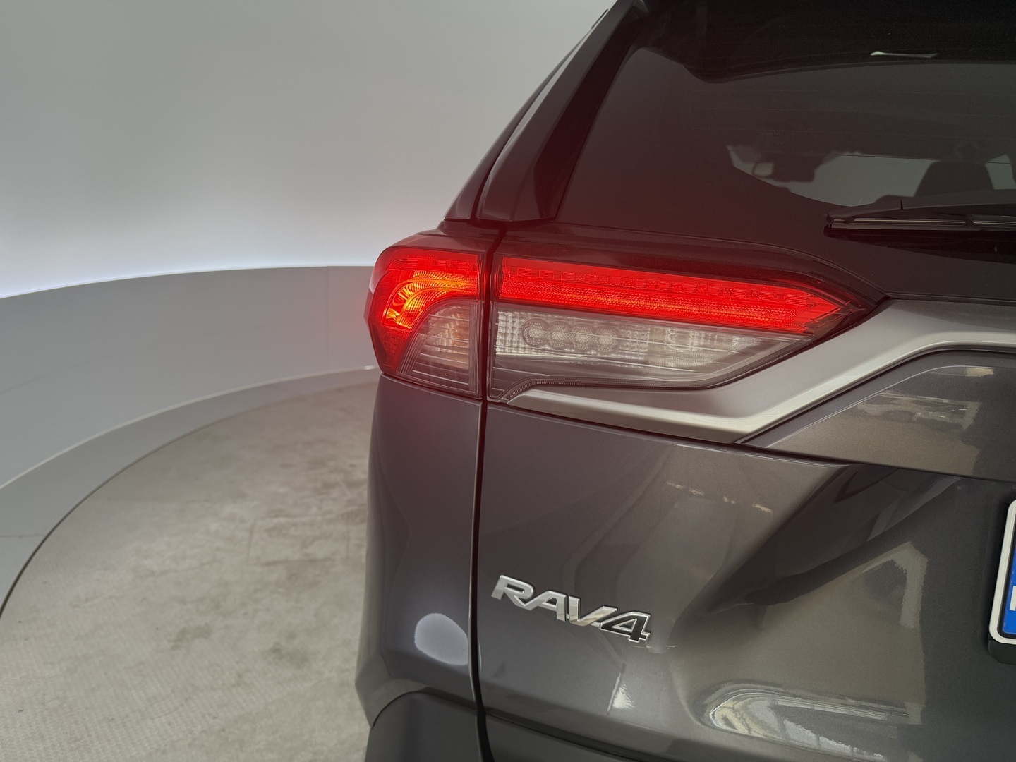 TOYOTA RAV4 2019
