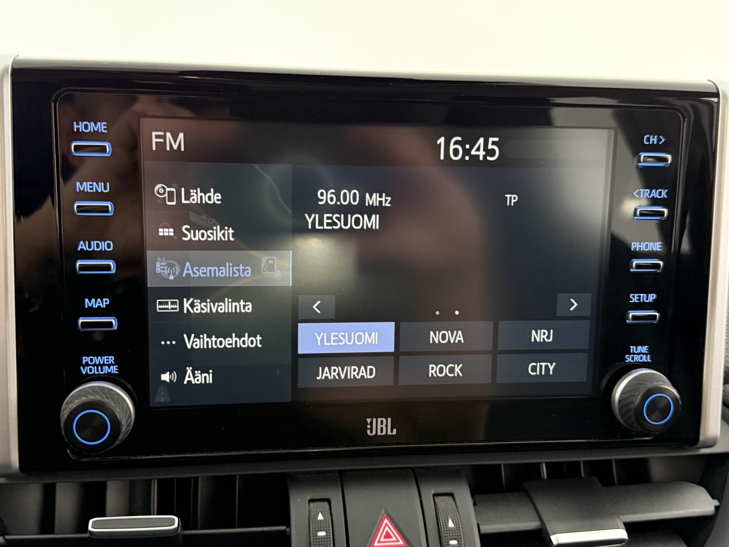 TOYOTA RAV4 2019