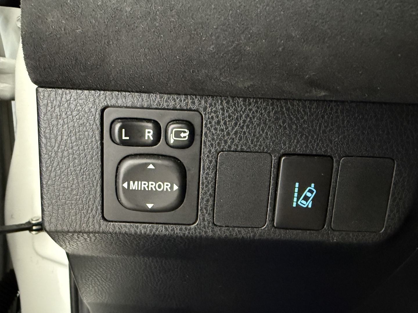 TOYOTA RAV4 2017