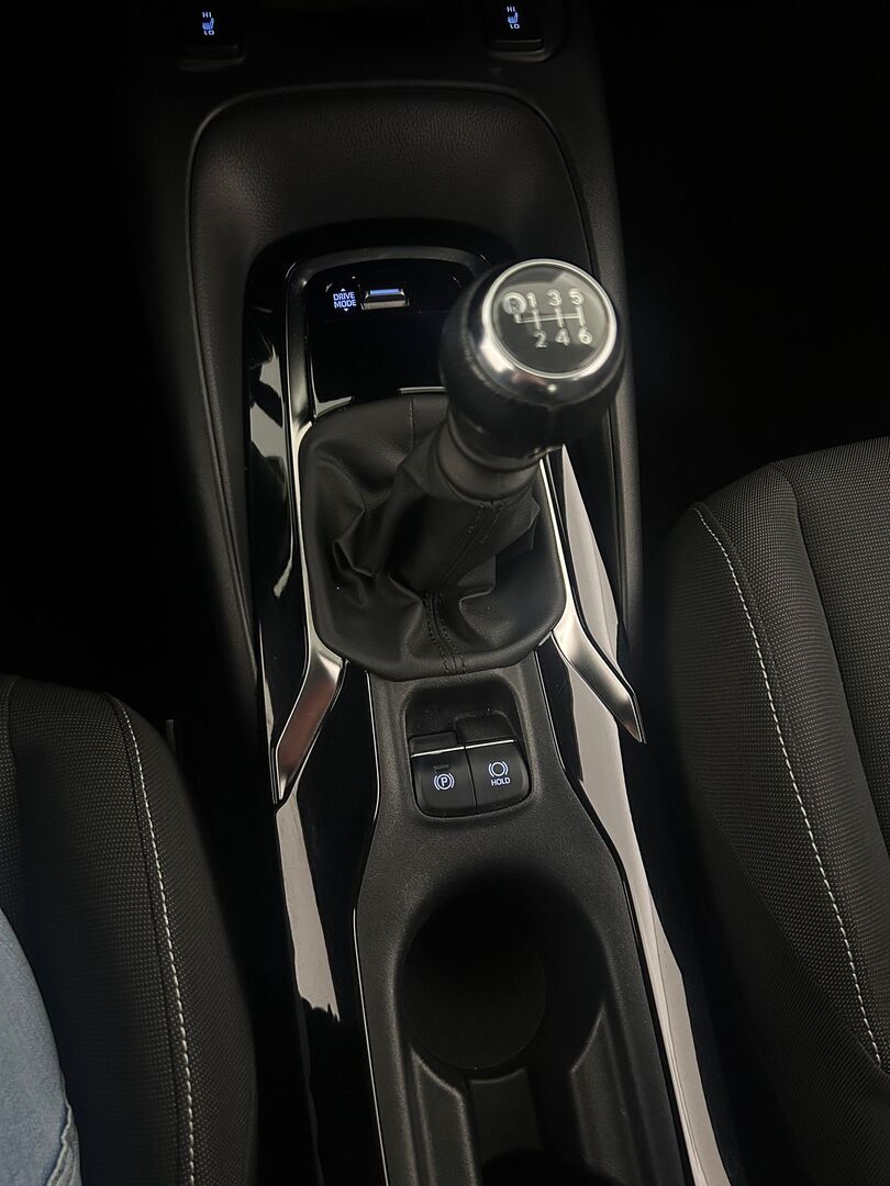 TOYOTA Corolla 2019