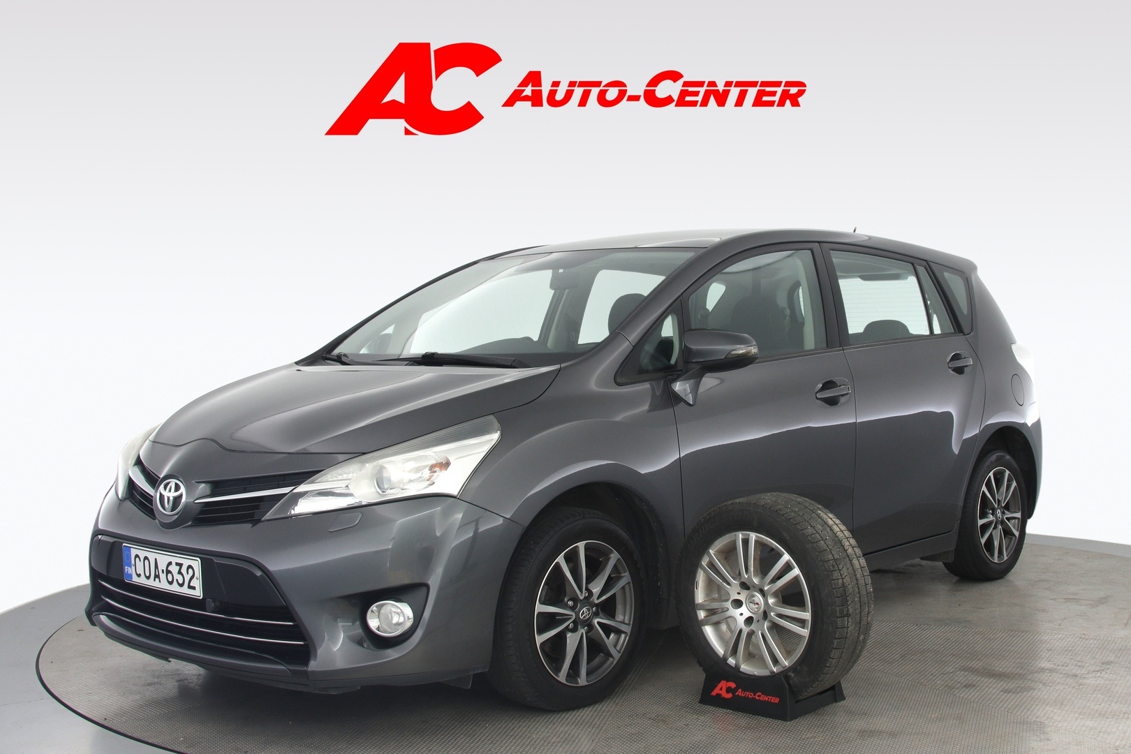 TOYOTA Verso 2013