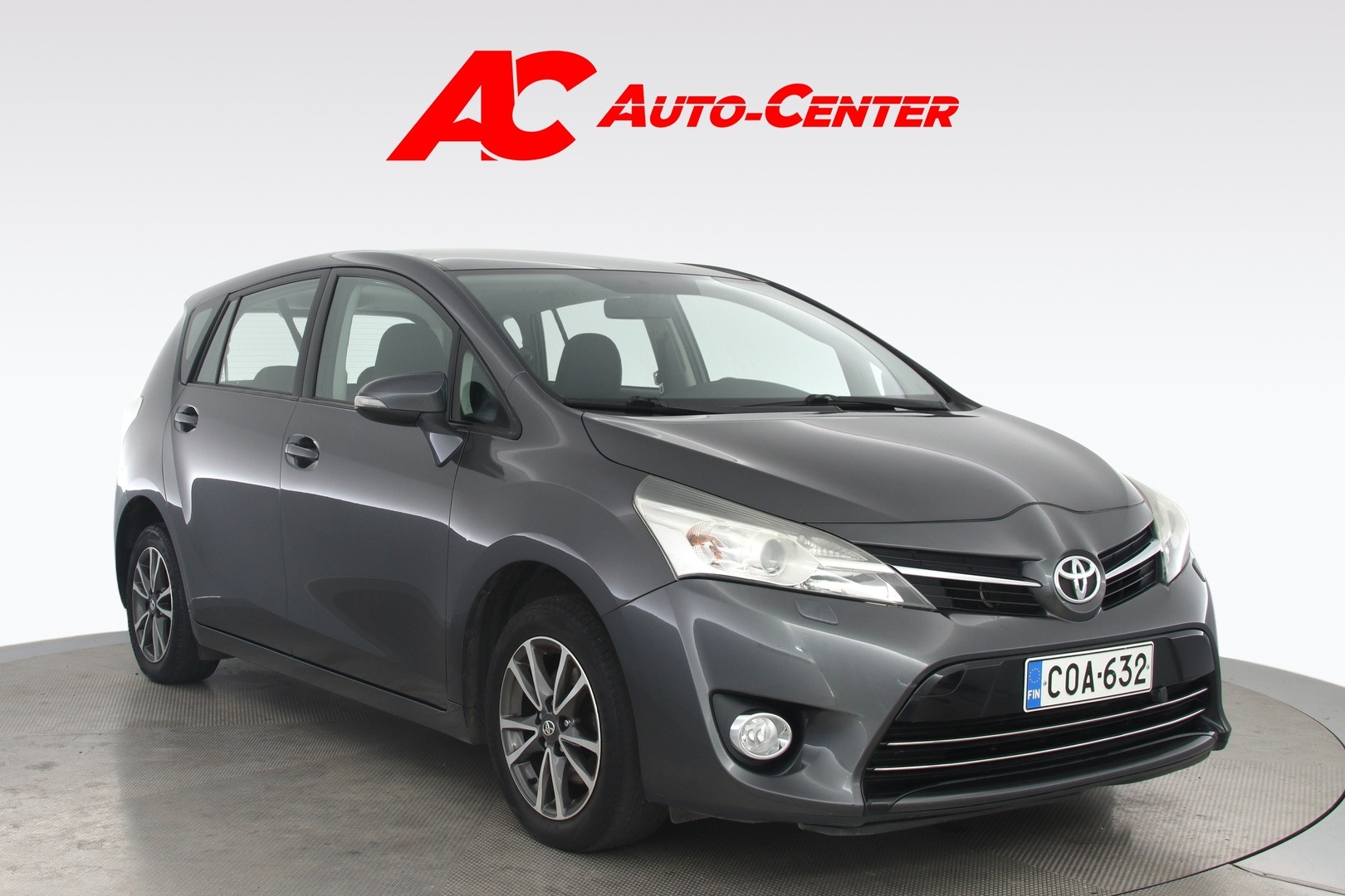 TOYOTA Verso 2013