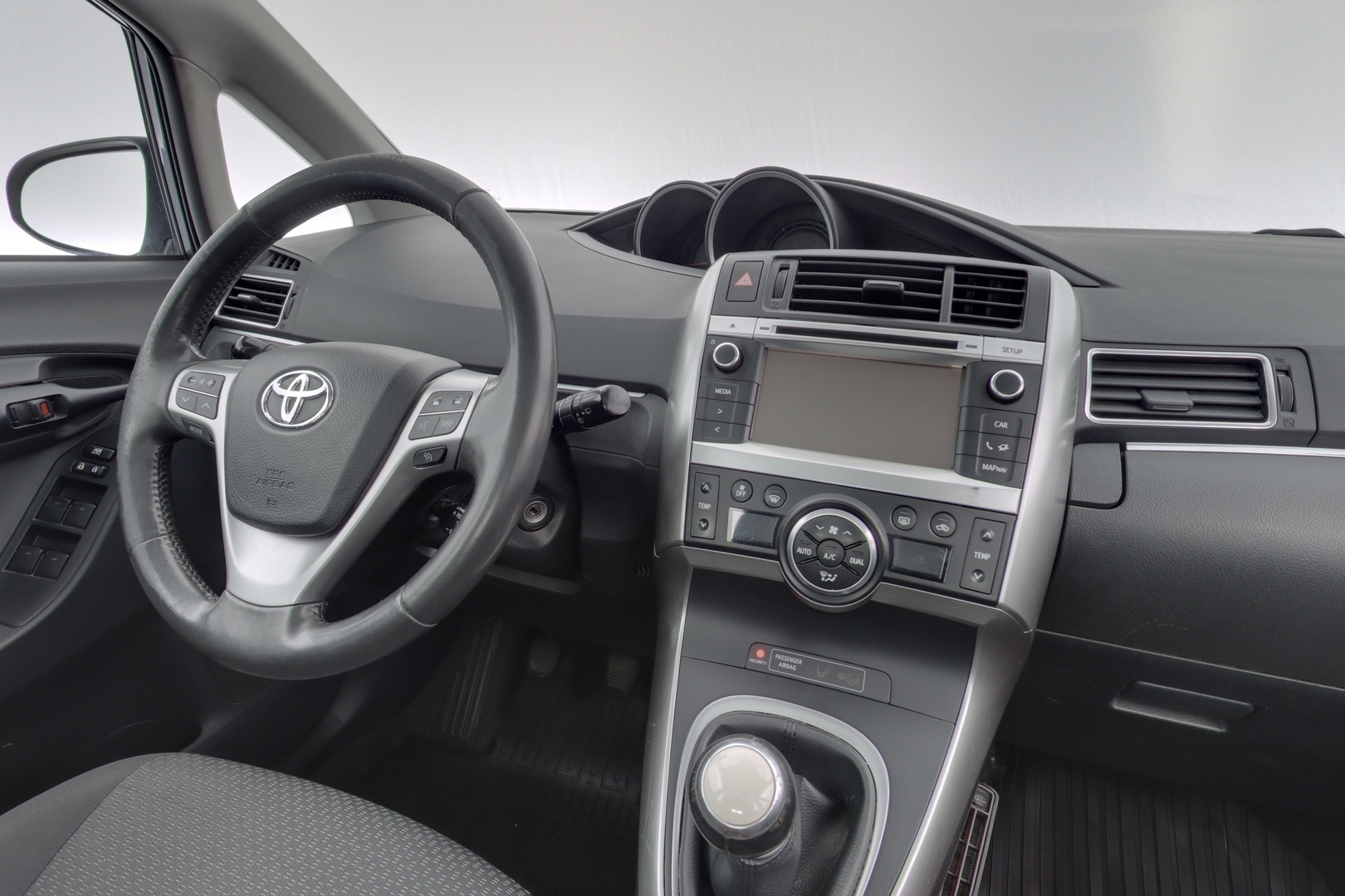 TOYOTA Verso 2013