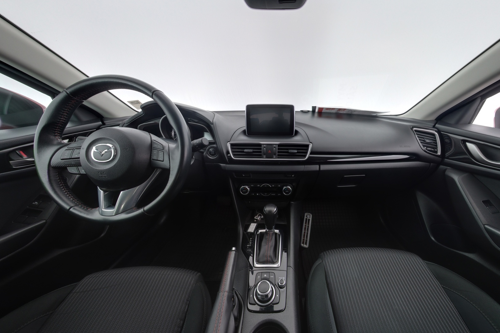MAZDA Mazda3 2015