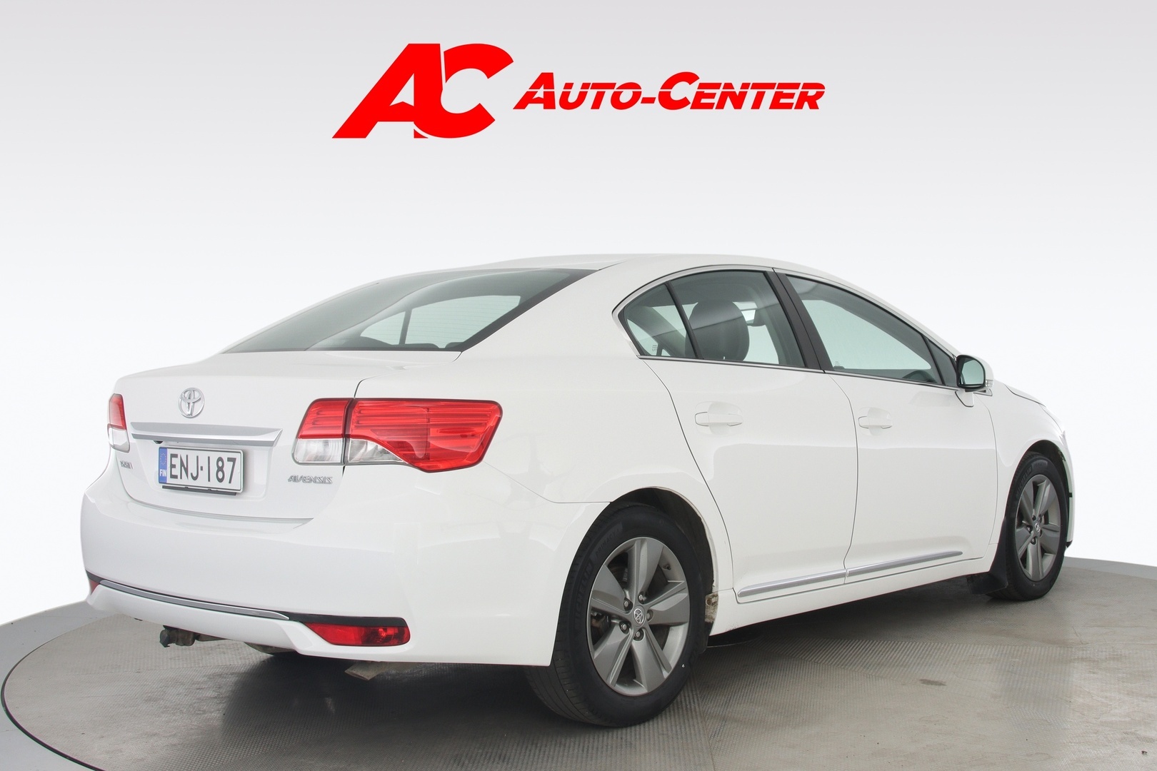 TOYOTA Avensis 2014