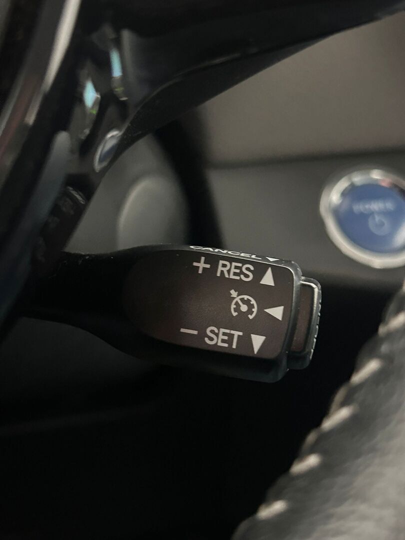 TOYOTA Yaris 2017