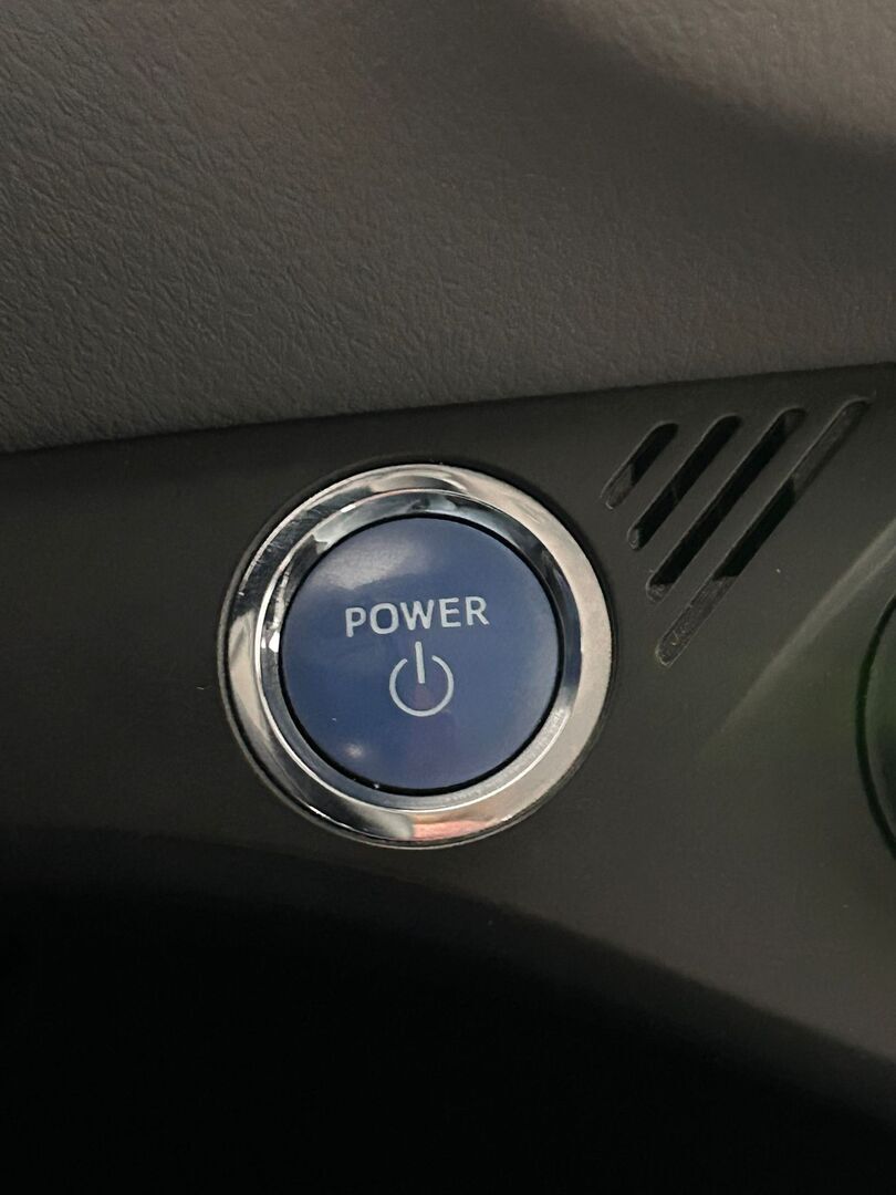 TOYOTA Yaris 2017