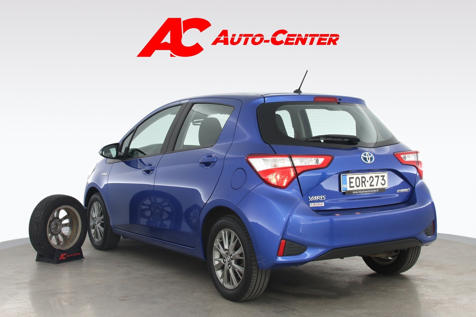 TOYOTA Yaris 2017