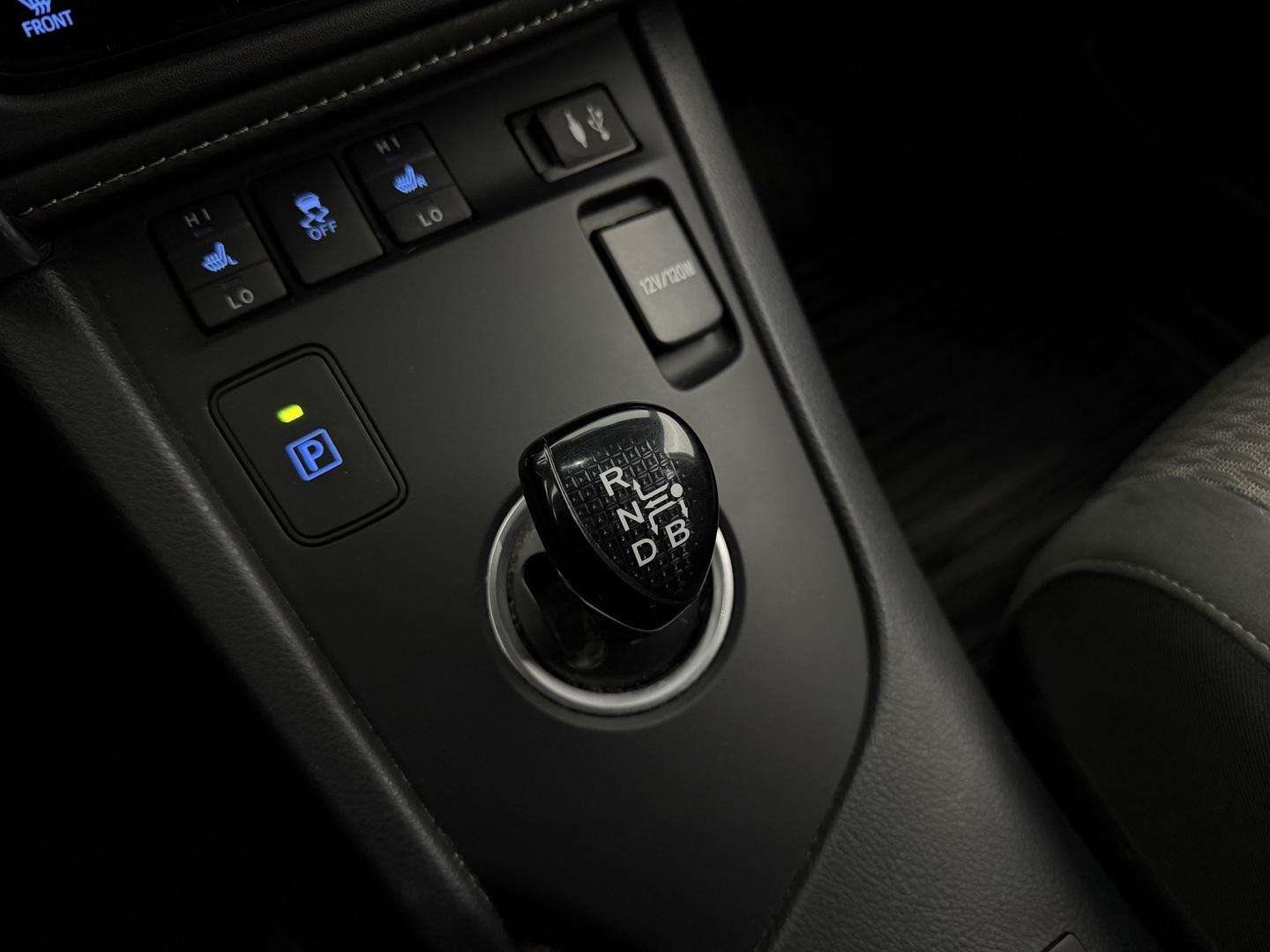 TOYOTA Auris 2018