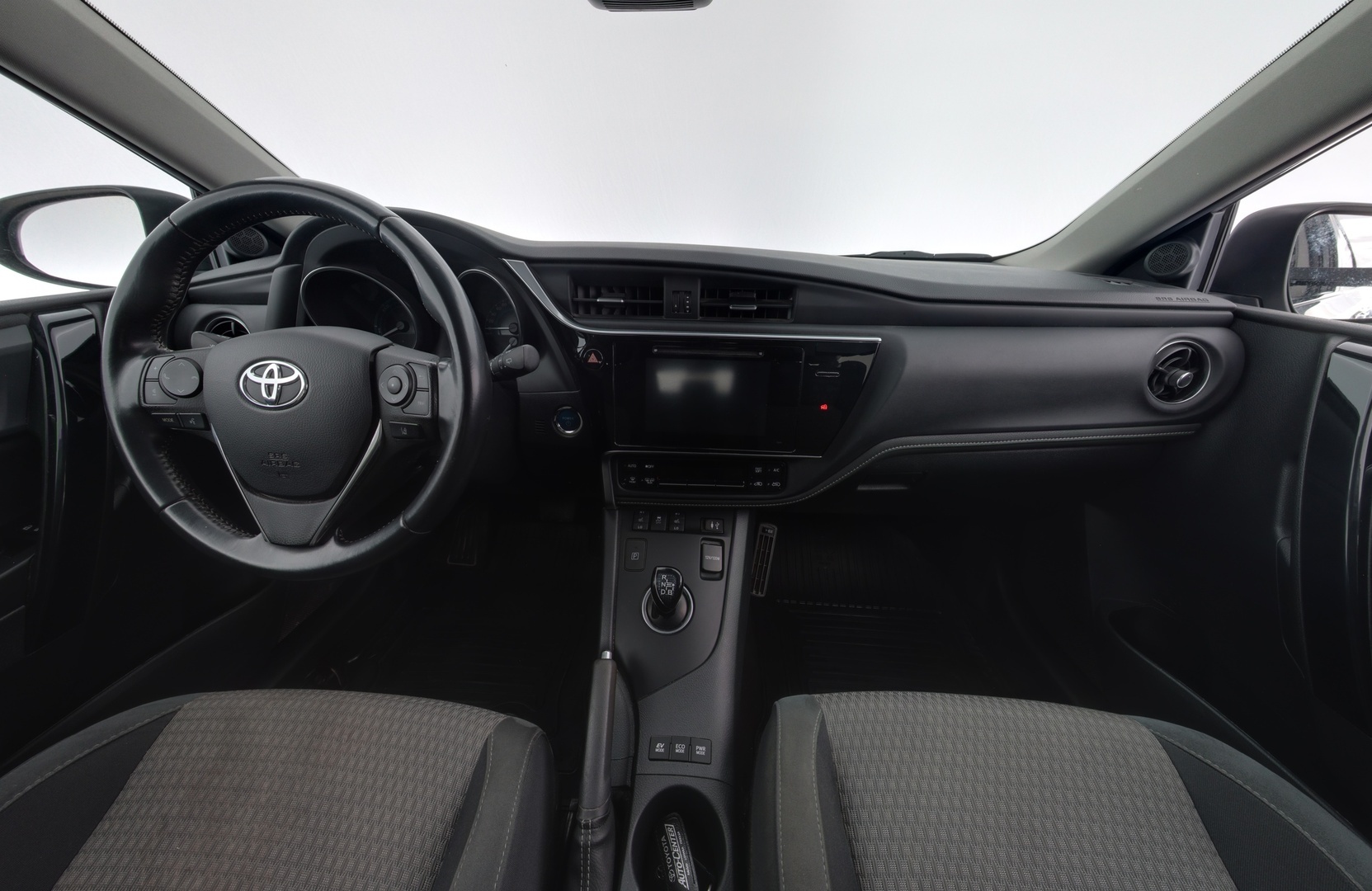 TOYOTA Auris 2018