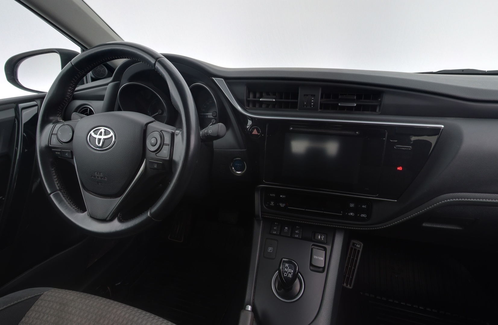 TOYOTA Auris 2018