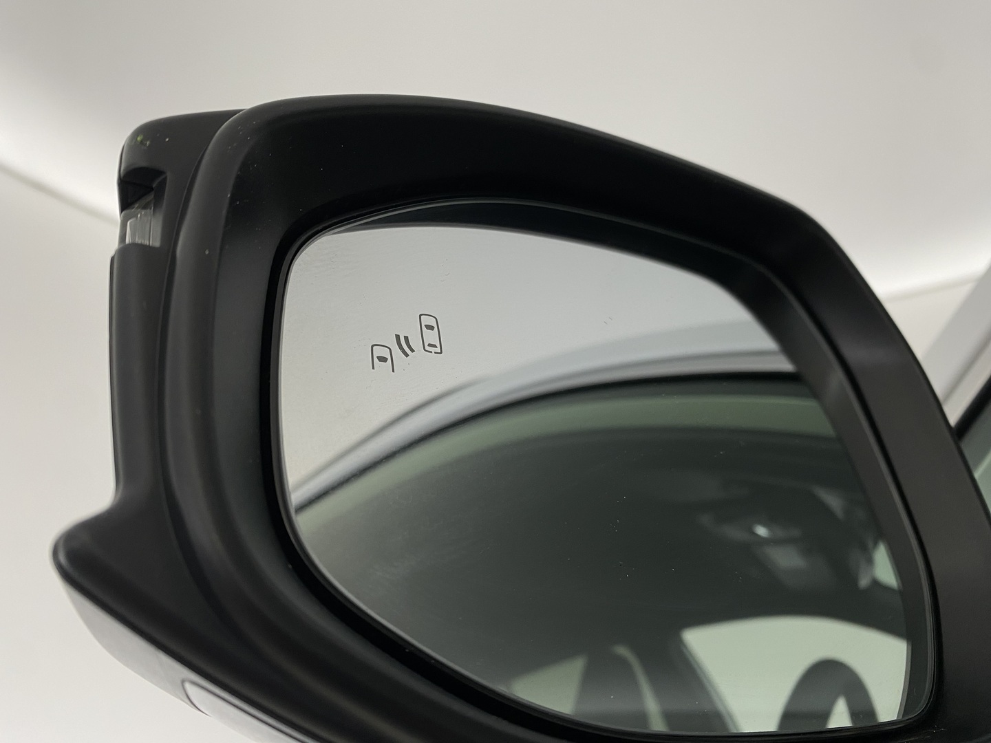 TOYOTA Corolla Cross 2025