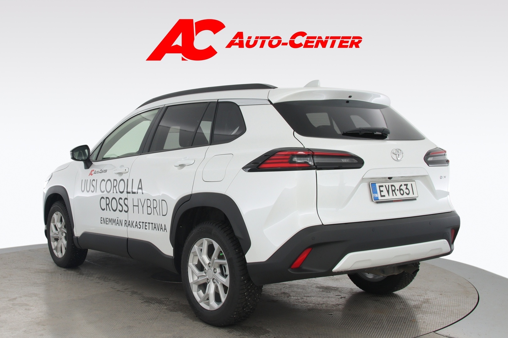 TOYOTA Corolla Cross 2025