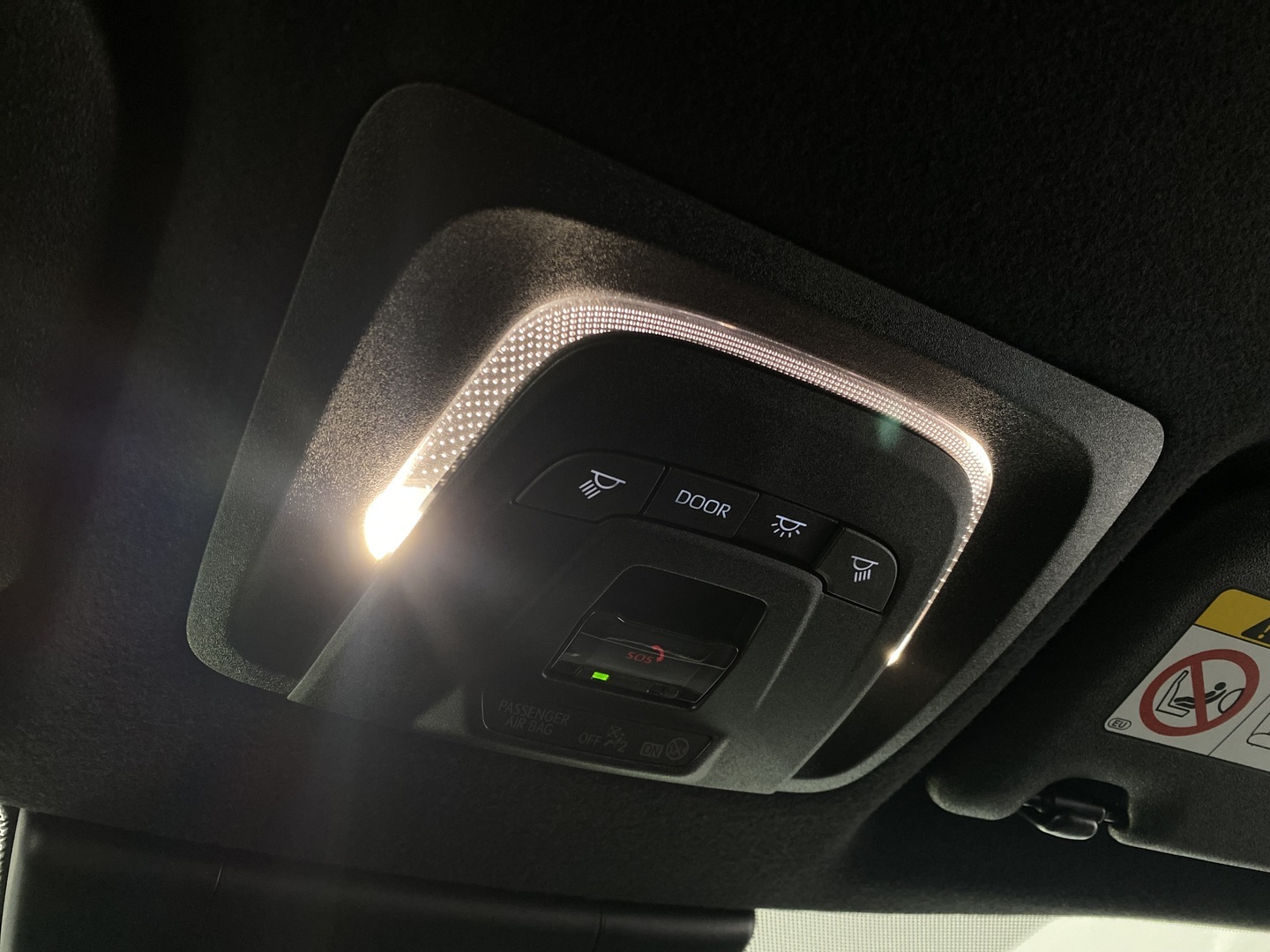 TOYOTA Corolla Cross 2025