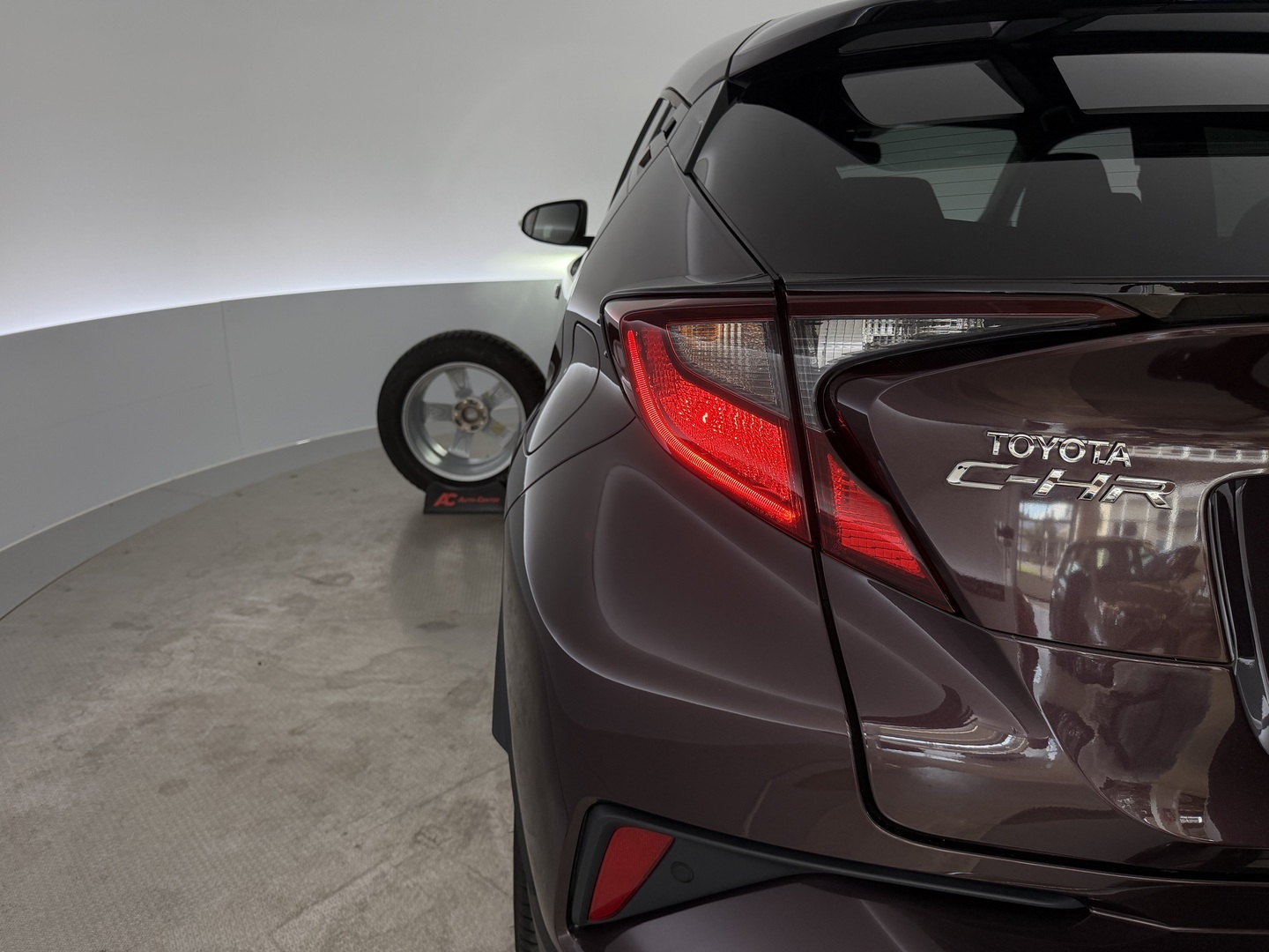 TOYOTA C-HR 2023