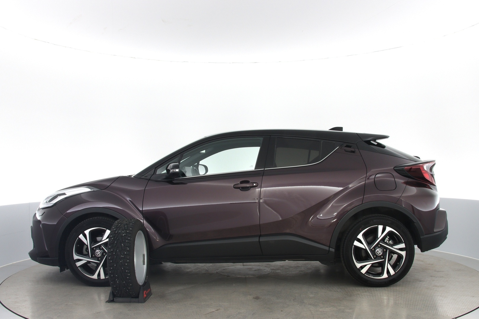TOYOTA C-HR 2023
