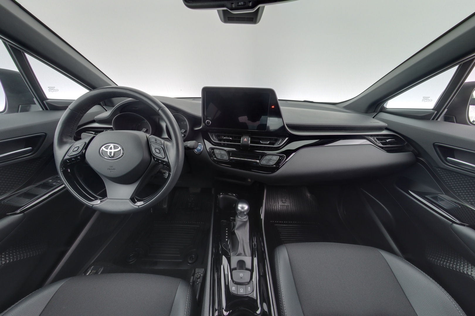 TOYOTA C-HR 2023