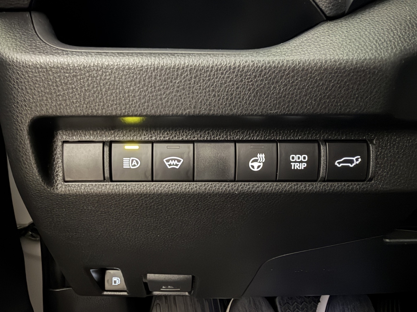 TOYOTA RAV4 2023