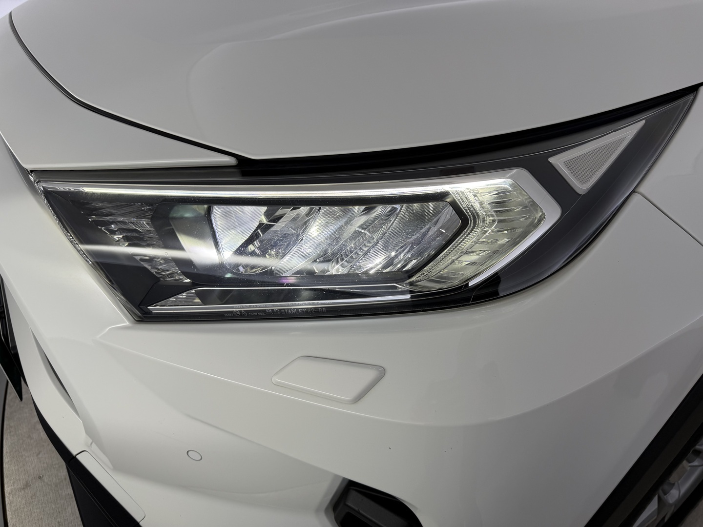 TOYOTA RAV4 2023