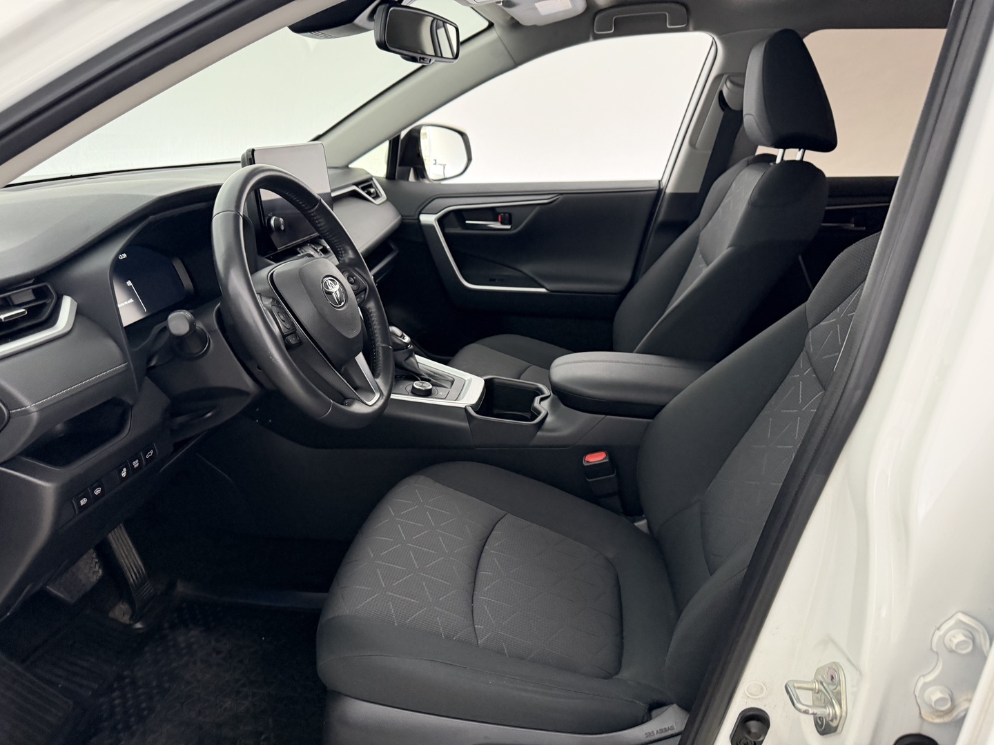 TOYOTA RAV4 2023